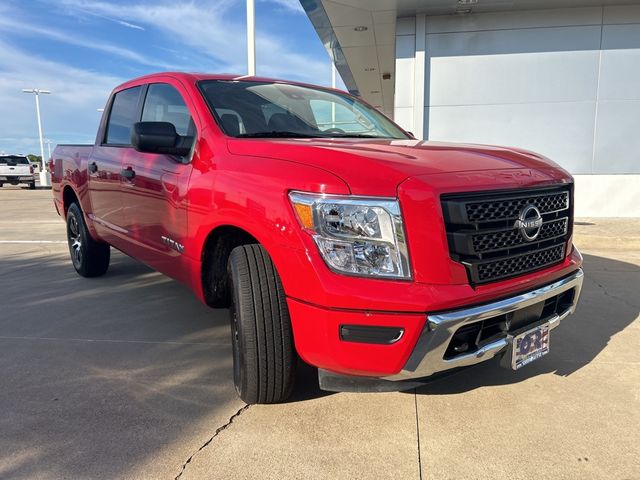 2023 Nissan Titan SV