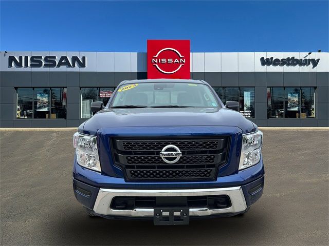 2023 Nissan Titan SV