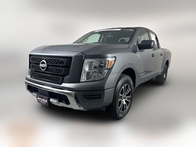 2023 Nissan Titan SV