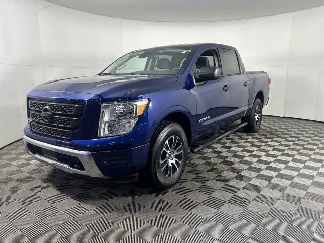 2023 Nissan Titan SV