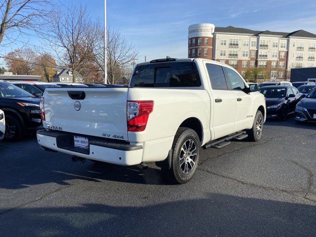 2023 Nissan Titan SV