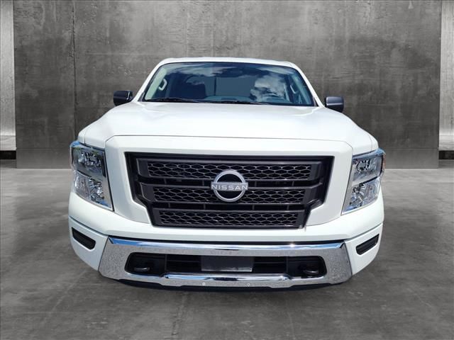 2023 Nissan Titan SV