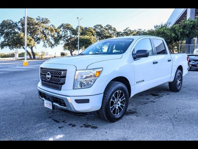 2023 Nissan Titan SV