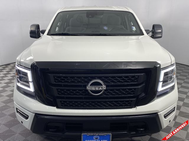 2023 Nissan Titan SV