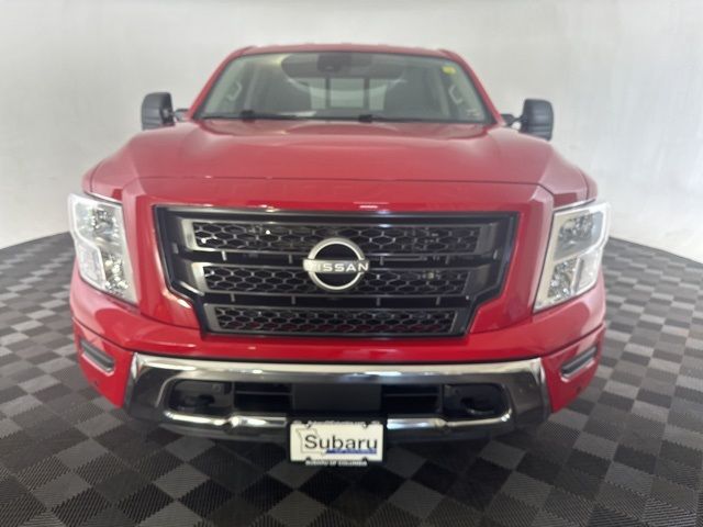 2023 Nissan Titan SV