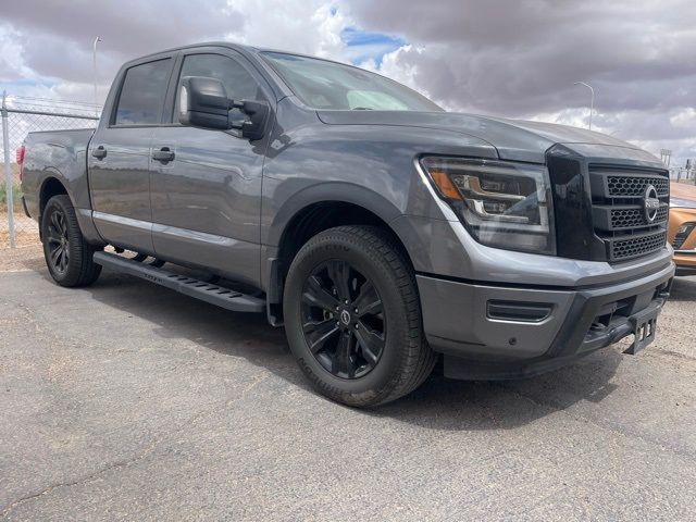 2023 Nissan Titan SV
