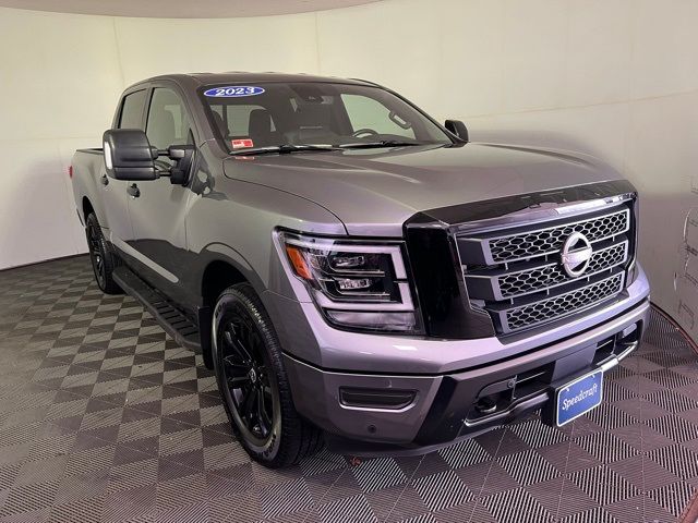 2023 Nissan Titan SV