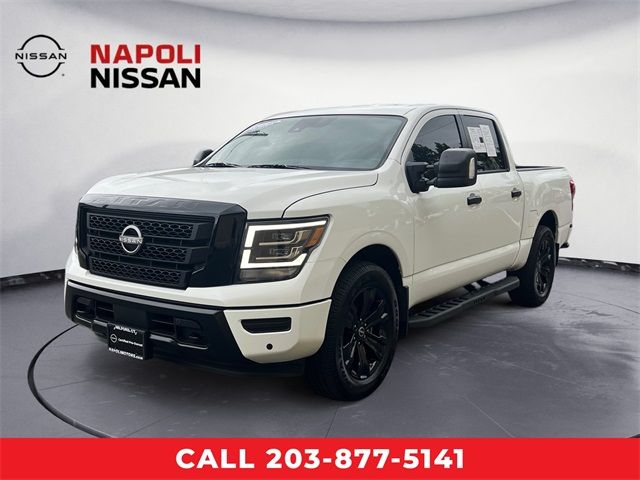 2023 Nissan Titan SV