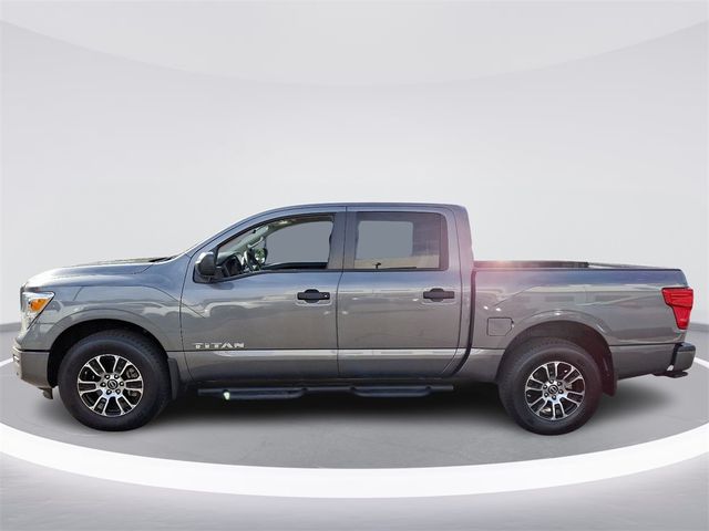 2023 Nissan Titan SV