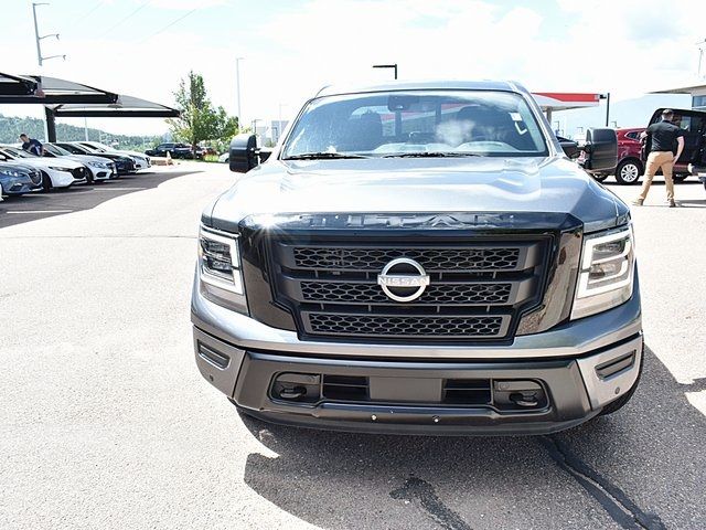 2023 Nissan Titan SV