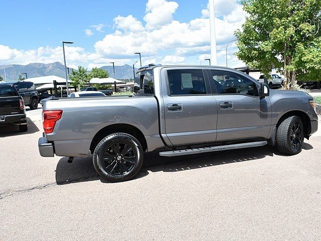 2023 Nissan Titan SV