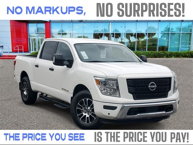 2023 Nissan Titan SV