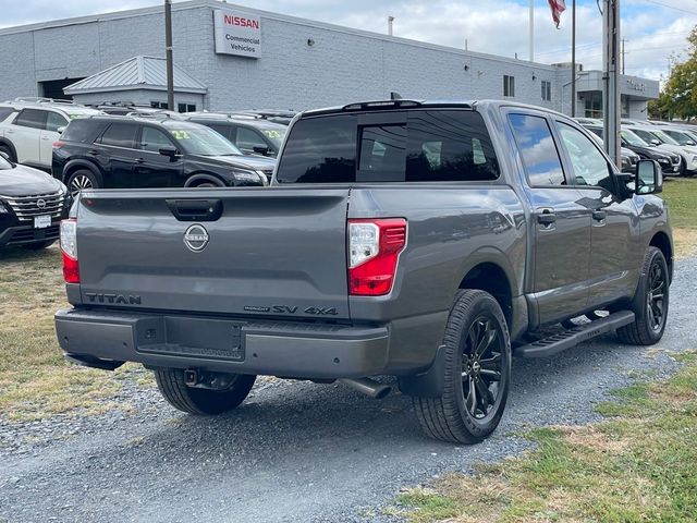 2023 Nissan Titan SV