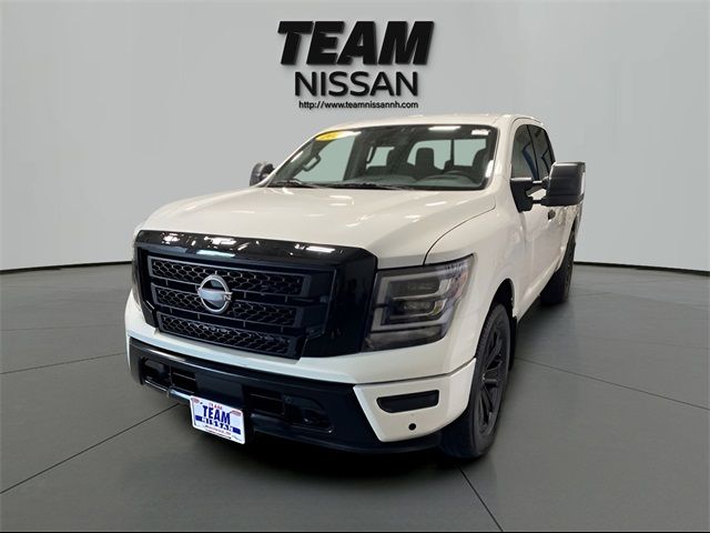 2023 Nissan Titan SV