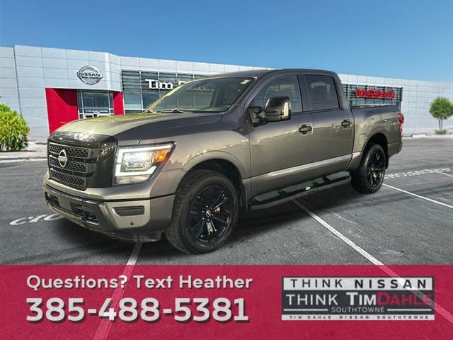 2023 Nissan Titan SV