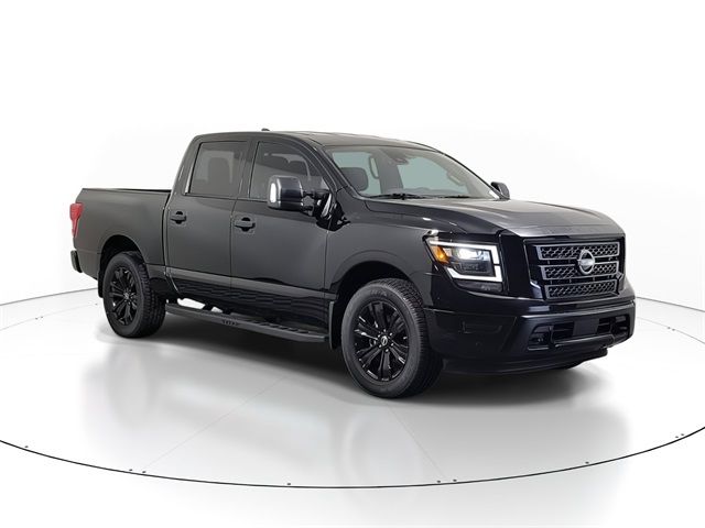 2023 Nissan Titan SV