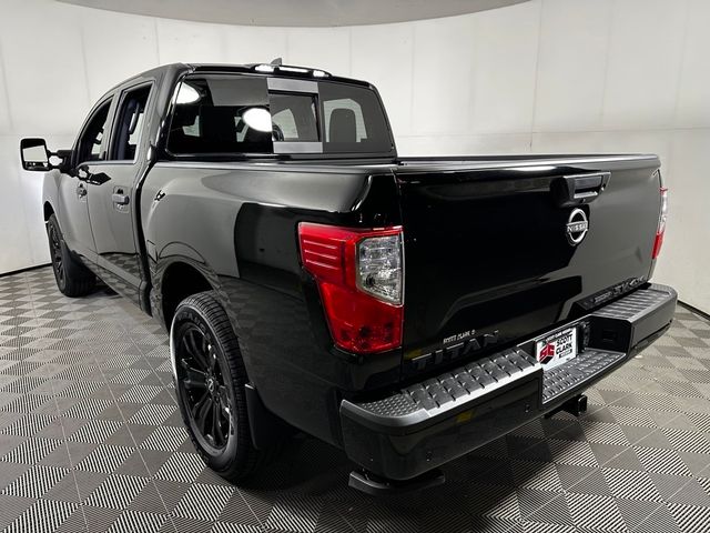 2023 Nissan Titan SV