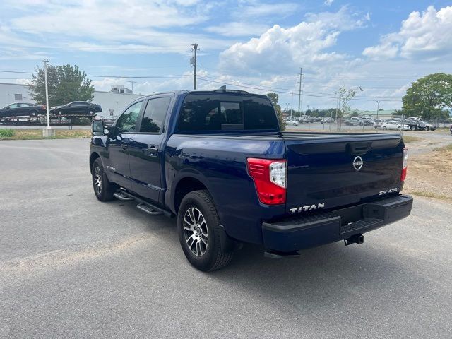 2023 Nissan Titan SV