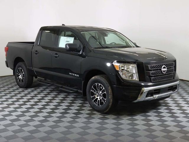 2023 Nissan Titan SV