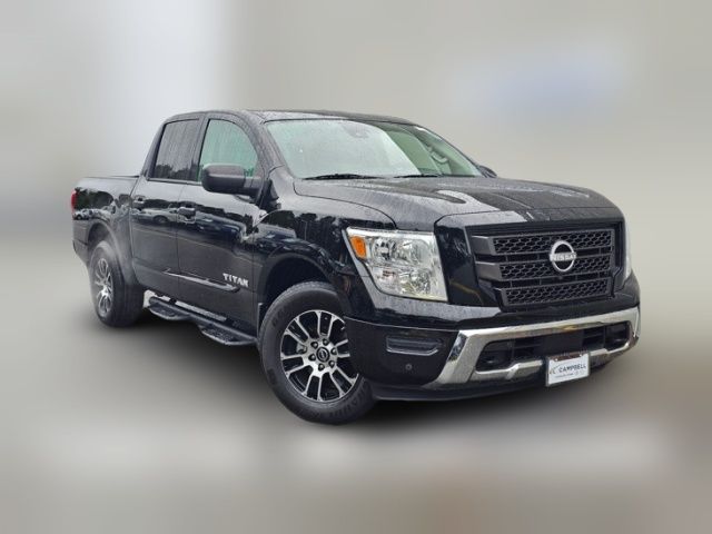 2023 Nissan Titan SV