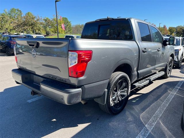 2023 Nissan Titan SV