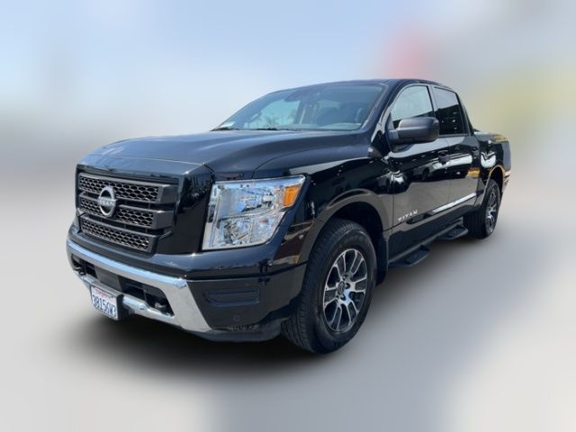 2023 Nissan Titan SV