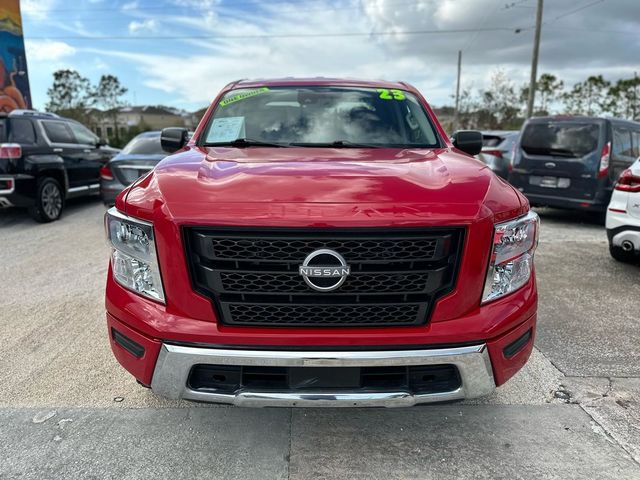 2023 Nissan Titan SV