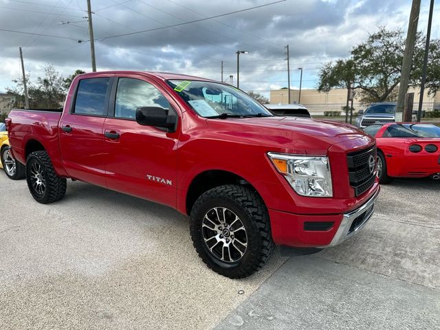 2023 Nissan Titan SV
