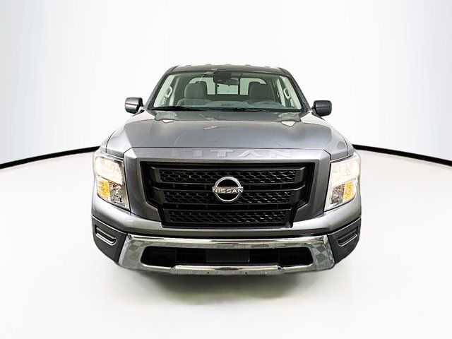 2023 Nissan Titan SV