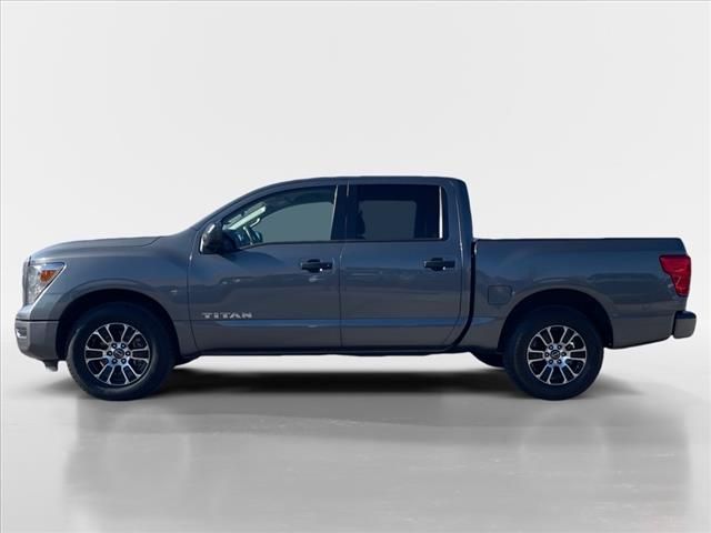 2023 Nissan Titan SV