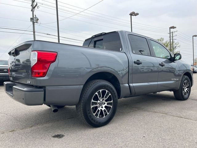 2023 Nissan Titan SV