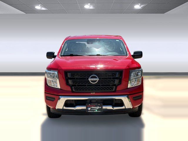 2023 Nissan Titan SV