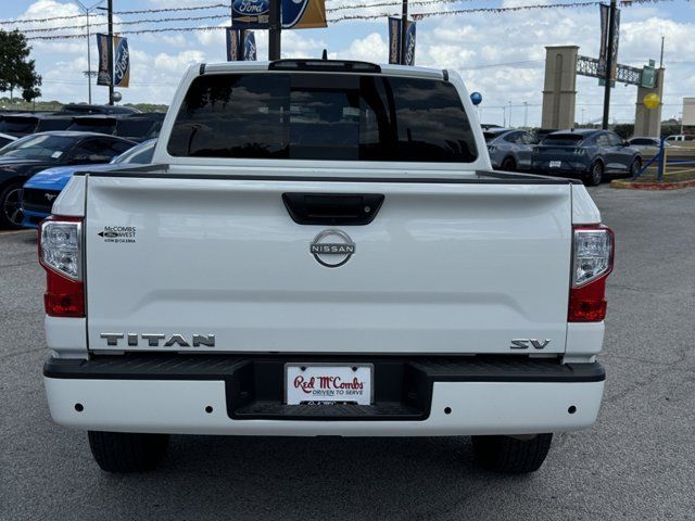 2023 Nissan Titan SV