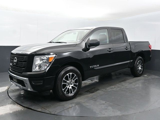 2023 Nissan Titan SV