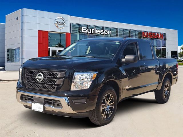 2023 Nissan Titan SV