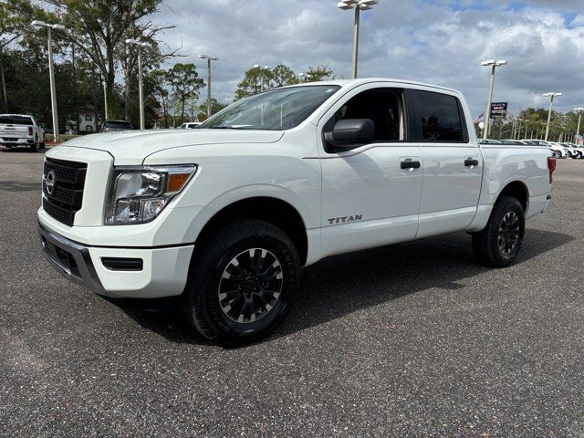 2023 Nissan Titan SV