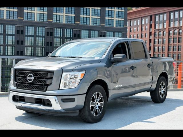 2023 Nissan Titan SV