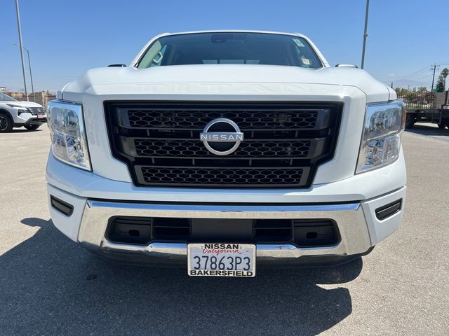 2023 Nissan Titan SV