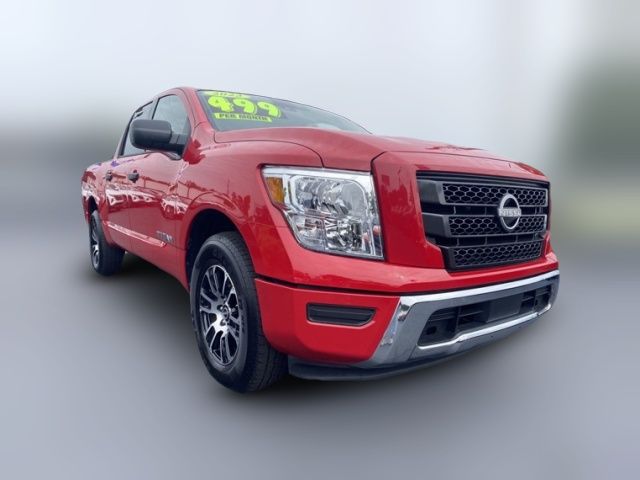 2023 Nissan Titan SV