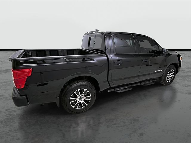 2023 Nissan Titan SV