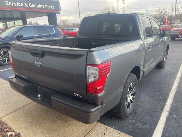 2023 Nissan Titan SV