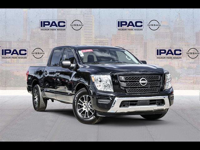 2023 Nissan Titan SV