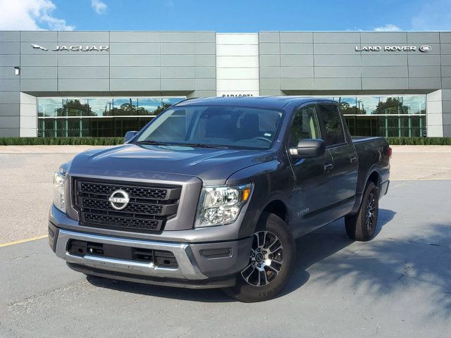 2023 Nissan Titan SV