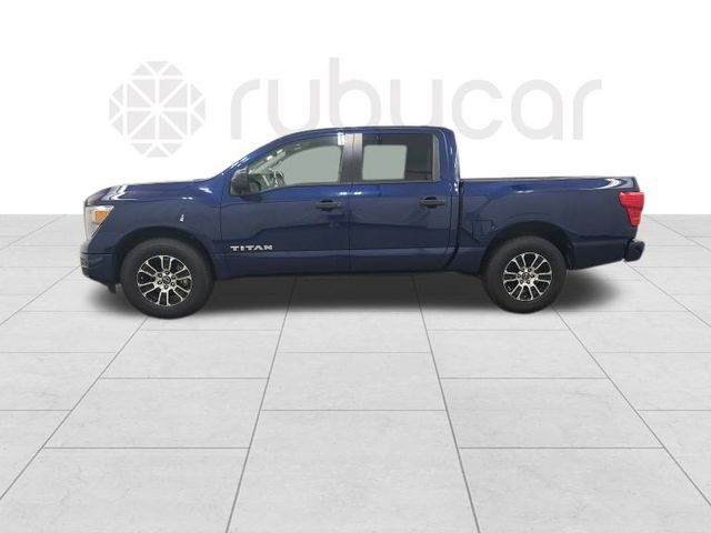 2023 Nissan Titan SV