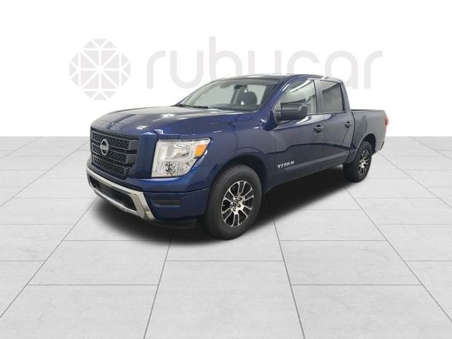 2023 Nissan Titan SV