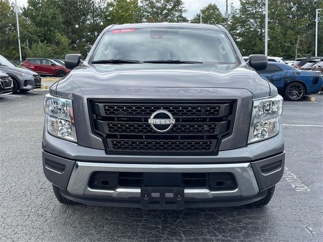 2023 Nissan Titan SV