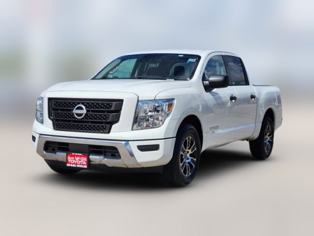 2023 Nissan Titan SV