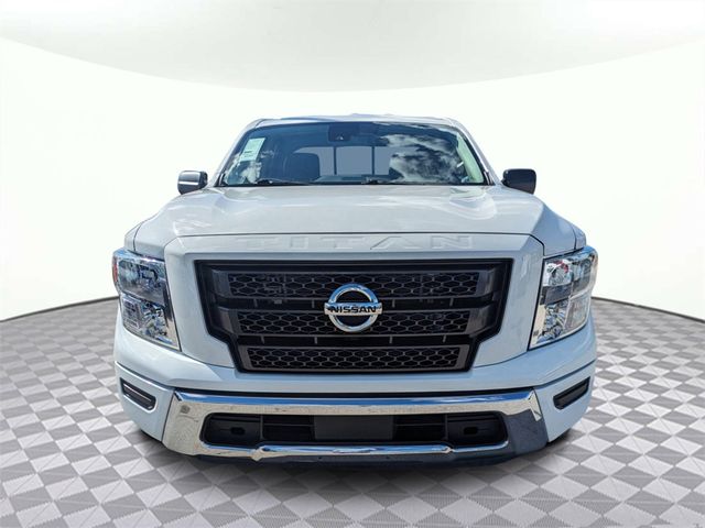 2023 Nissan Titan SV