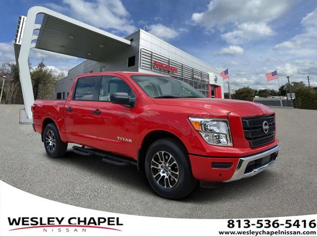 2023 Nissan Titan SV