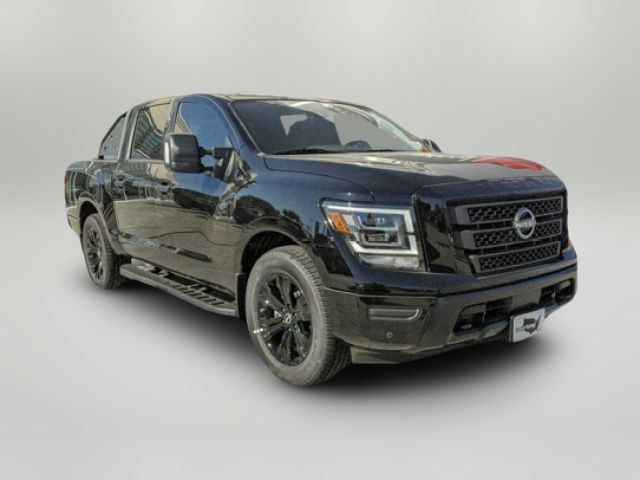 2023 Nissan Titan SV